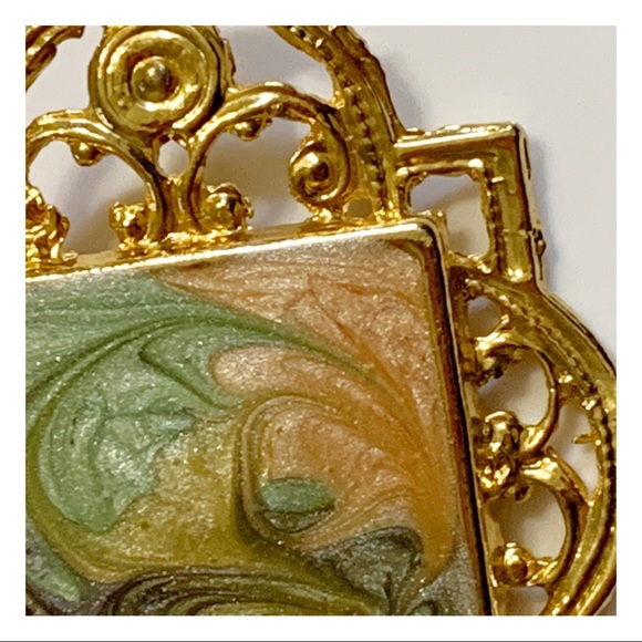vintage 1980s gold tone open work swirled enamel framed  brooch pin - Picture 3 of 5